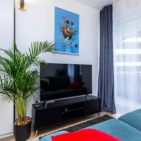 Cloud9 - Barska 69 דירה קרקוב