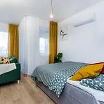 Apartment Cloud9 - Barska 69 *