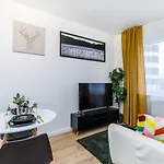 Apartment Cloud9 - Barska 69 *