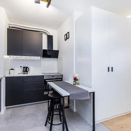 Appartement Cloud9 - Barska 69 *